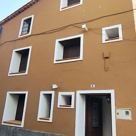 Apartamentos Patas Y Patetas Tragacete Exterior foto