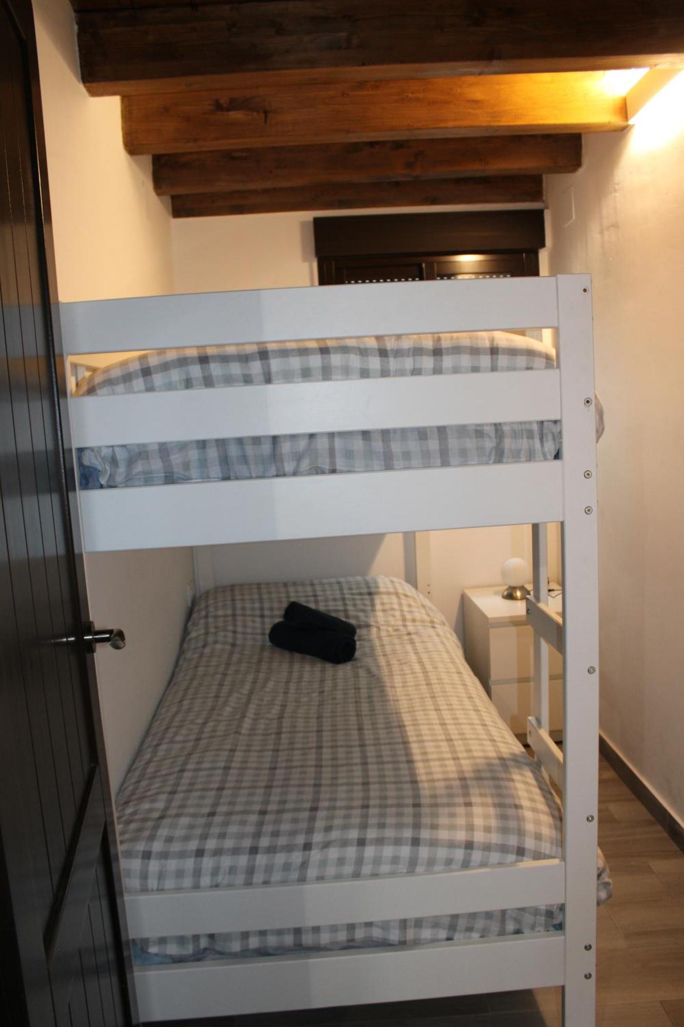 Apartamentos Patas Y Patetas Tragacete Exterior foto